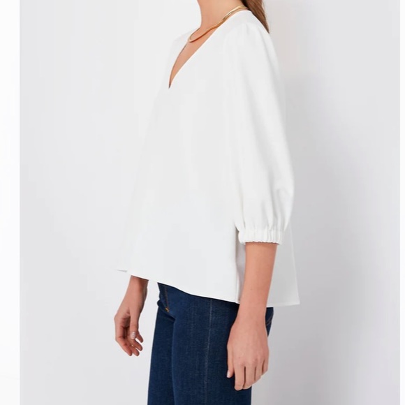 White Hollis Top
POMANDER PLACE - Picture 3 of 11